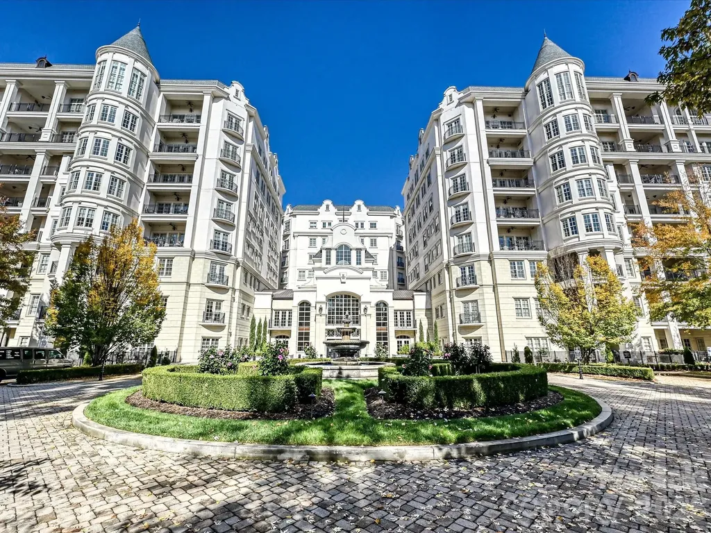 2823 Providence Road Charlotte NC 28211