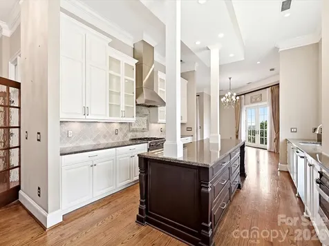 2823 Providence Road Charlotte NC 28211