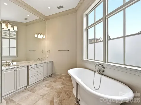 2823 Providence Road Charlotte NC 28211