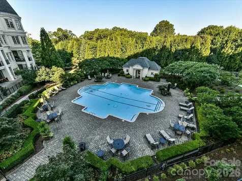 2823 Providence Road Charlotte NC 28211