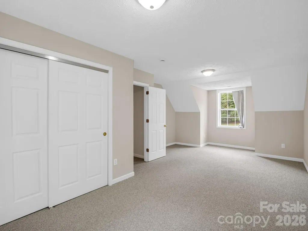 271 Collinsville Road Columbus NC 28722