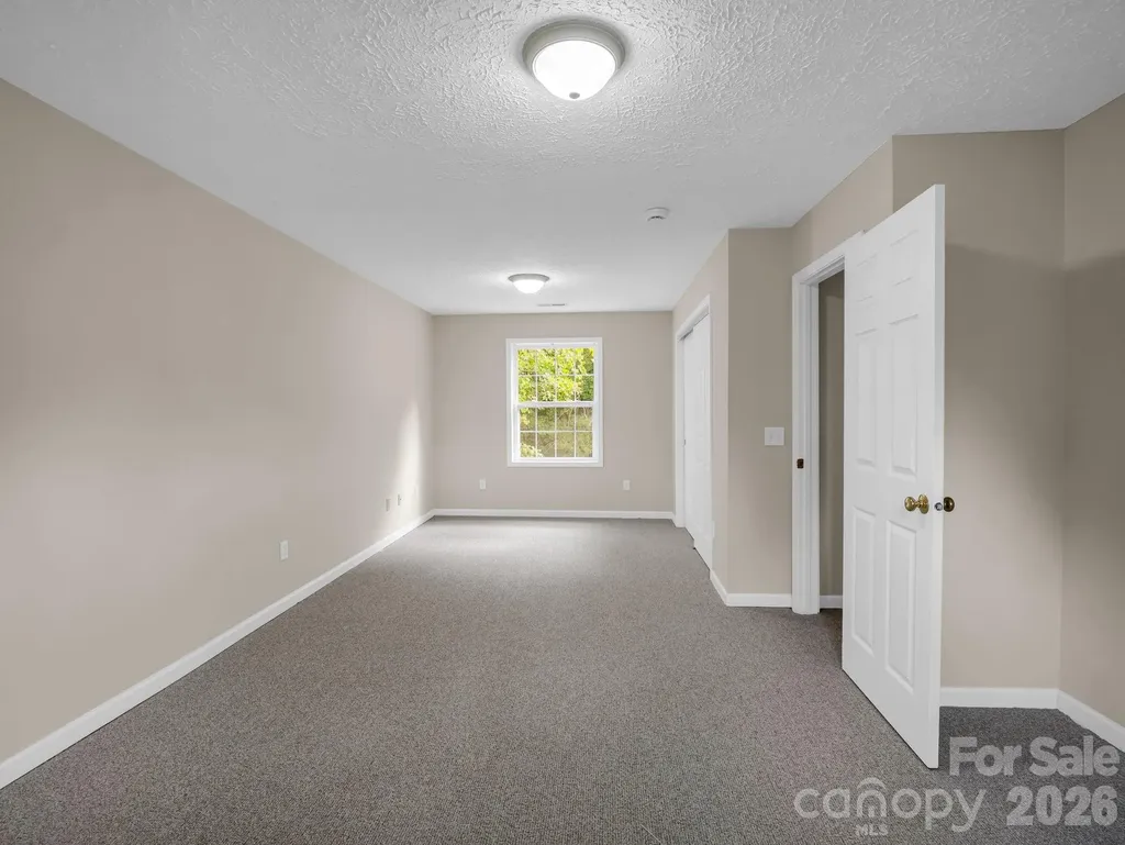 271 Collinsville Road Columbus NC 28722
