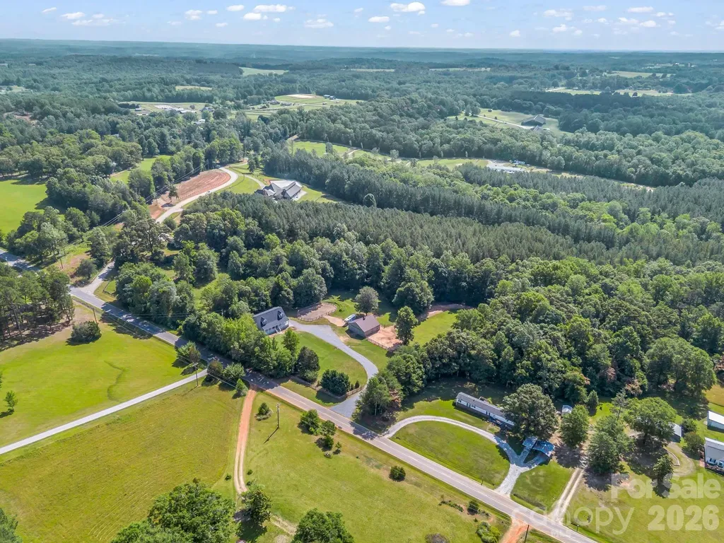 271 Collinsville Road Columbus NC 28722