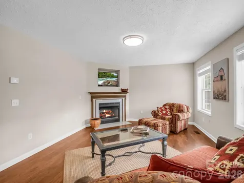 271 Collinsville Road Columbus NC 28722