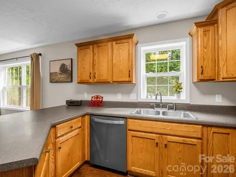 271 Collinsville Road Columbus NC 28722