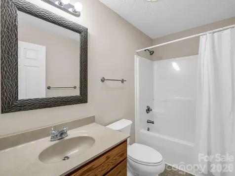 271 Collinsville Road Columbus NC 28722