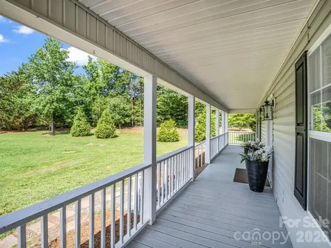 271 Collinsville Road Columbus NC 28722