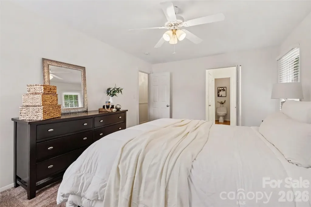 10727 Colony Woods Drive Charlotte NC 28277