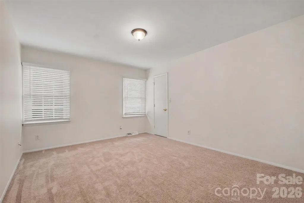 10727 Colony Woods Drive Charlotte NC 28277