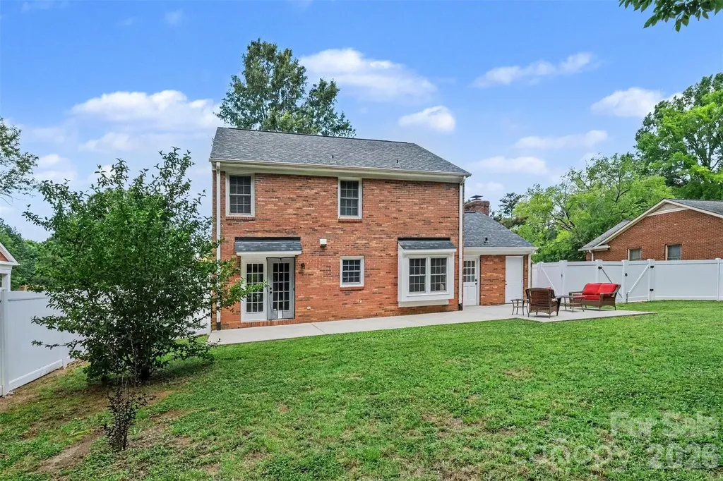10727 Colony Woods Drive Charlotte NC 28277