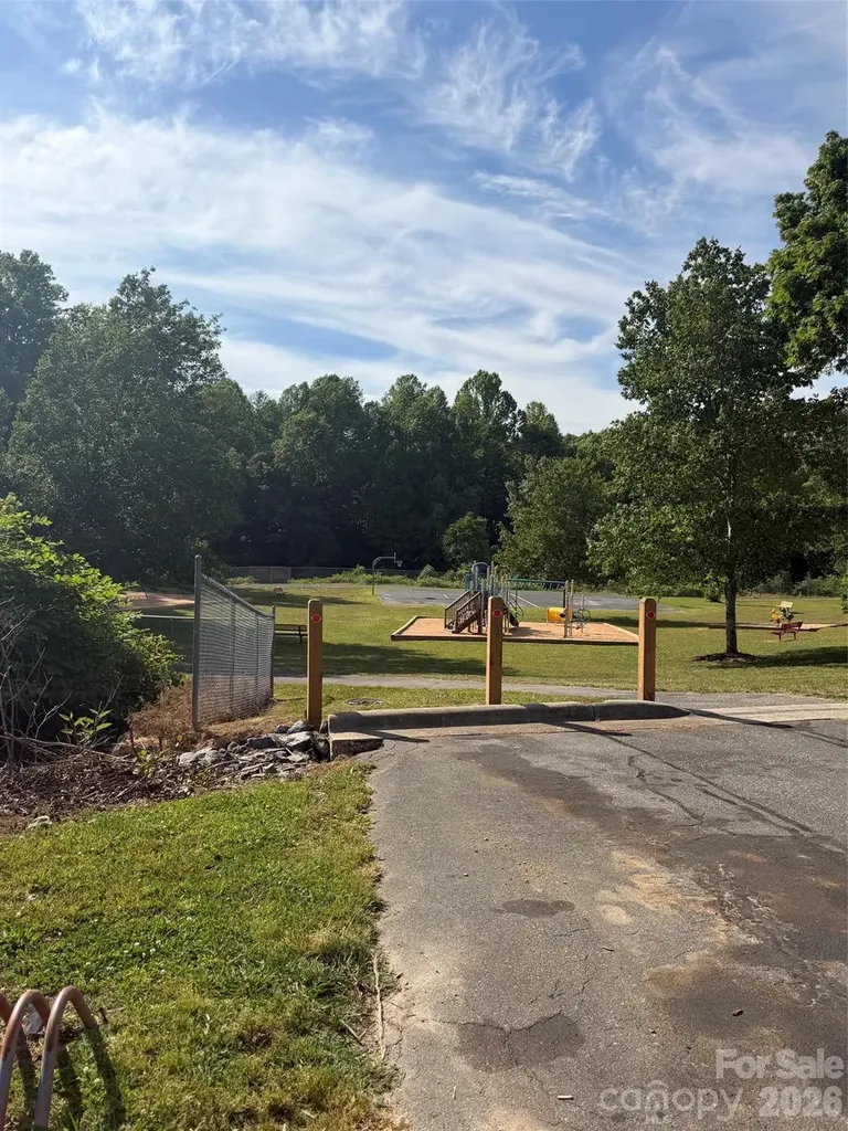 171 Ridley Street Marion NC 28752