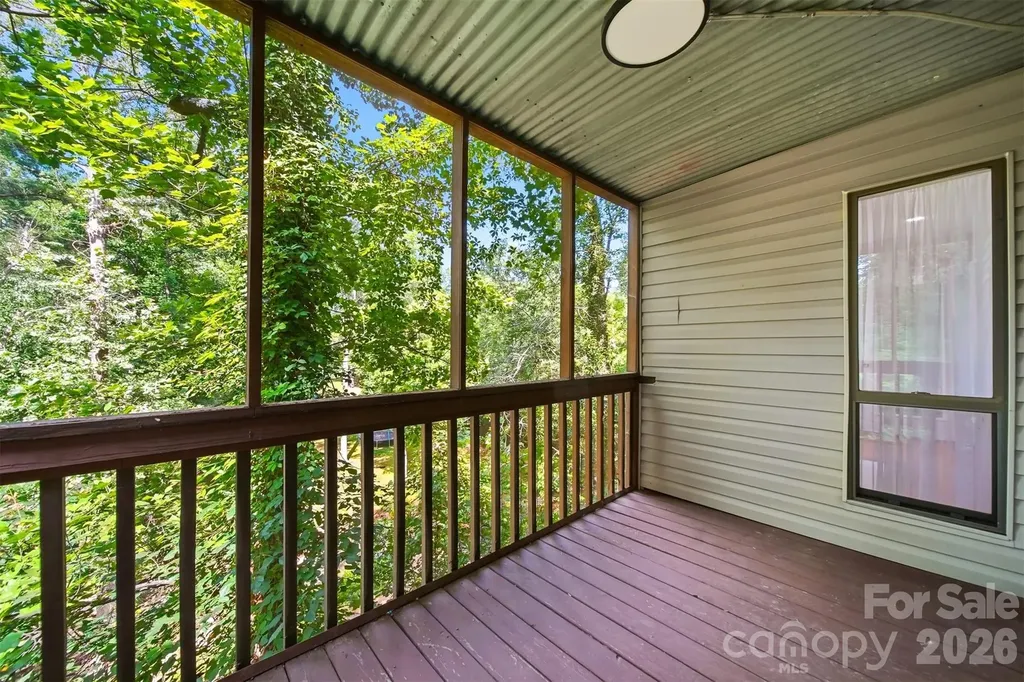 1420 11th Street Drive NW Hickory NC 28601