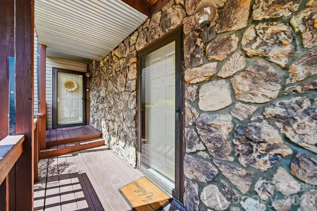 1420 11th Street Drive NW Hickory NC 28601
