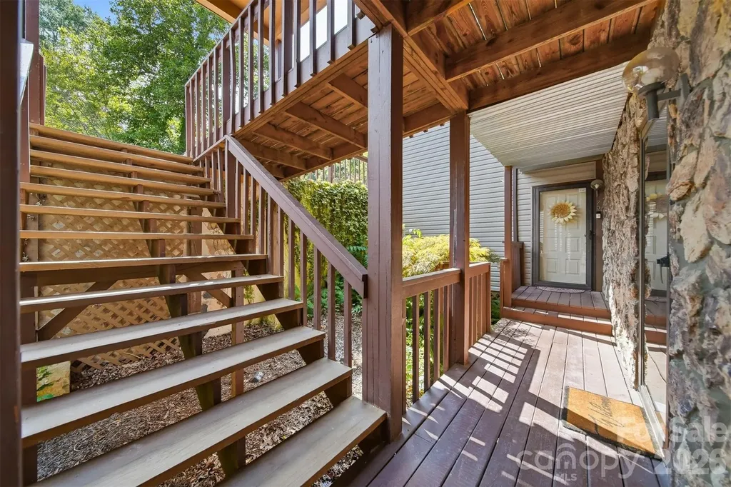 1420 11th Street Drive NW Hickory NC 28601