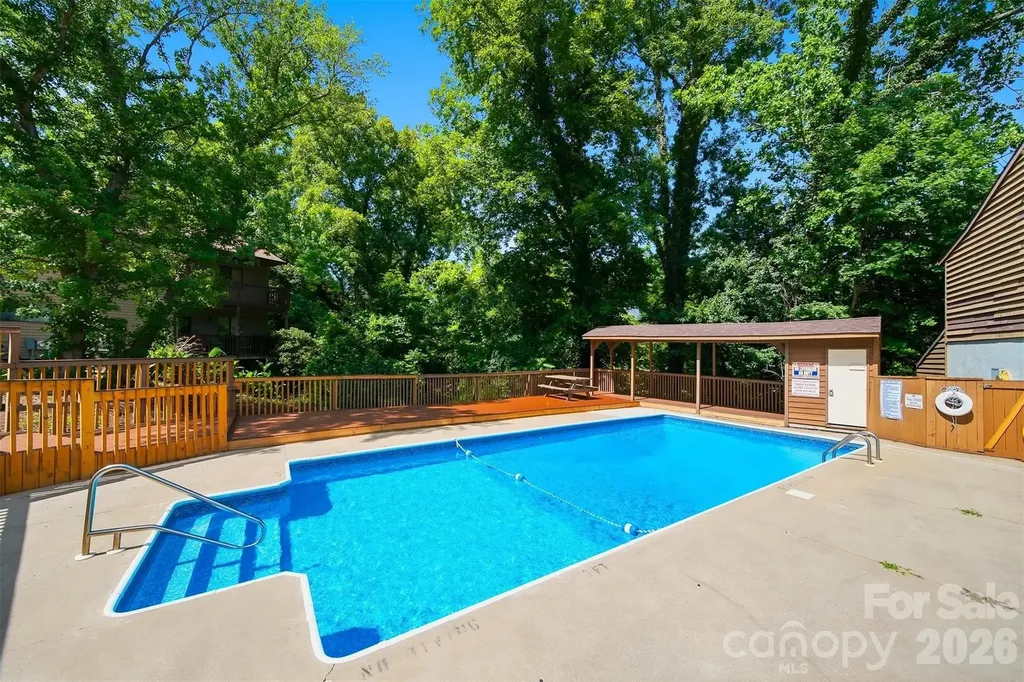 1420 11th Street Drive NW Hickory NC 28601