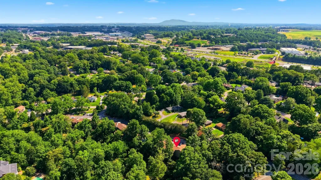 1420 11th Street Drive NW Hickory NC 28601