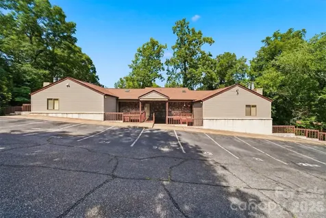 1420 11th Street Drive NW Hickory NC 28601