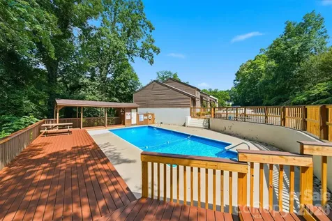 1420 11th Street Drive NW Hickory NC 28601