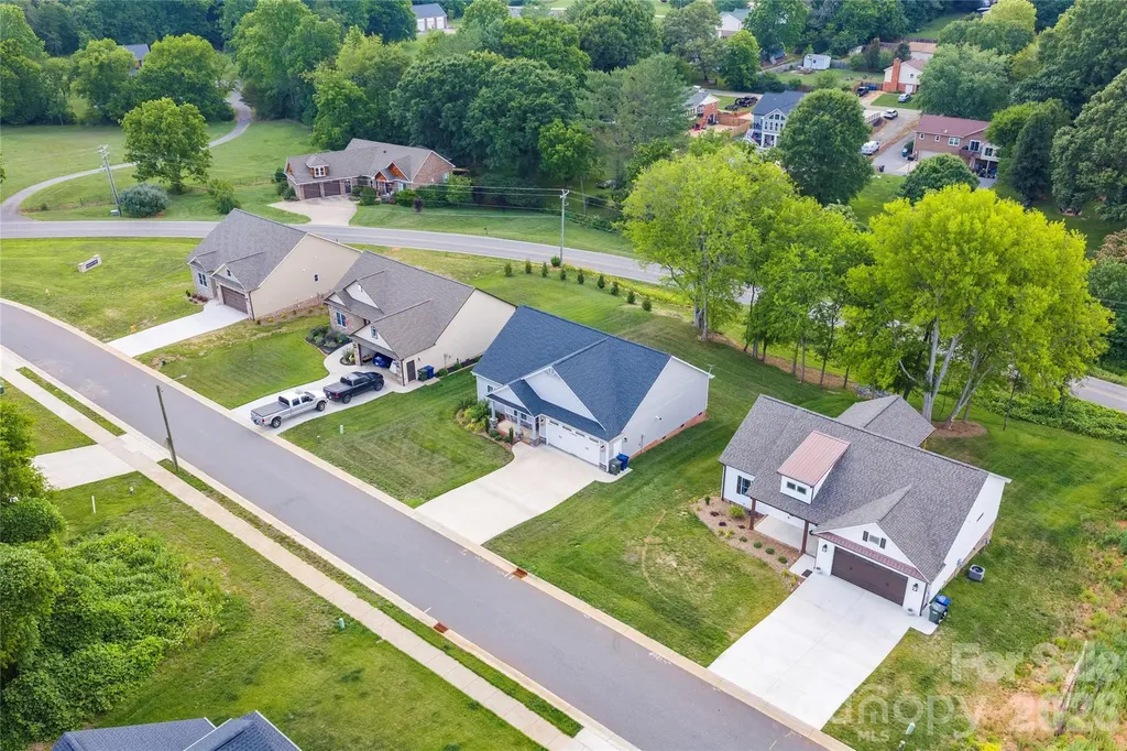 4944 Southview Drive Hickory NC 28602