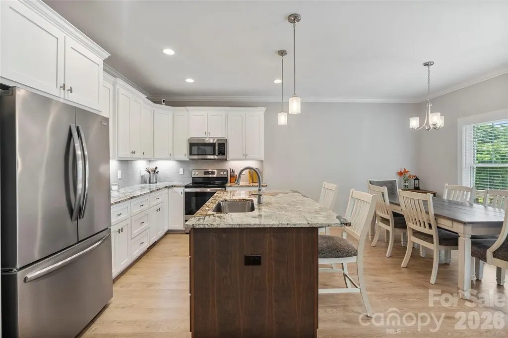 4944 Southview Drive Hickory NC 28602