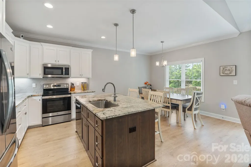 4944 Southview Drive Hickory NC 28602