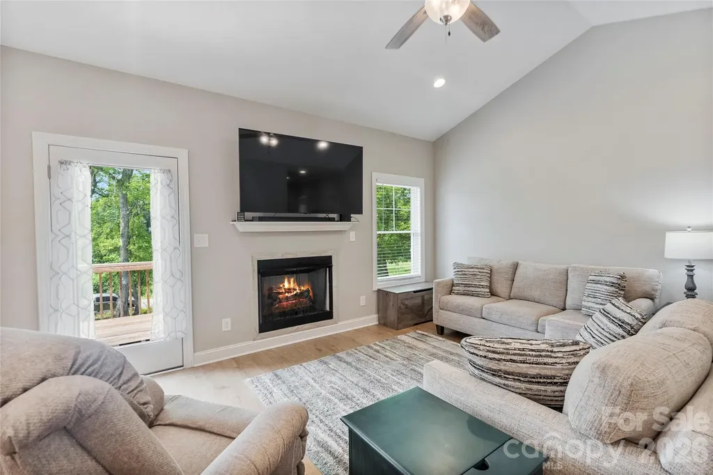 4944 Southview Drive Hickory NC 28602