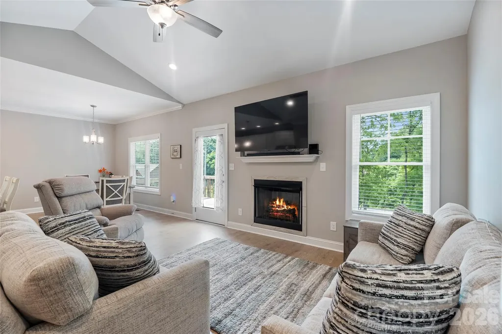 4944 Southview Drive Hickory NC 28602