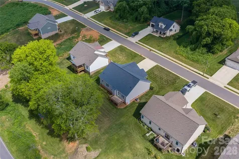4944 Southview Drive Hickory NC 28602
