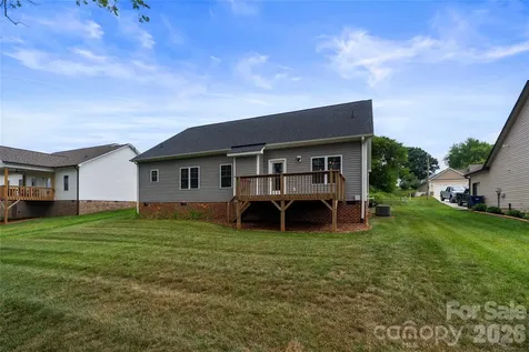 4944 Southview Drive Hickory NC 28602