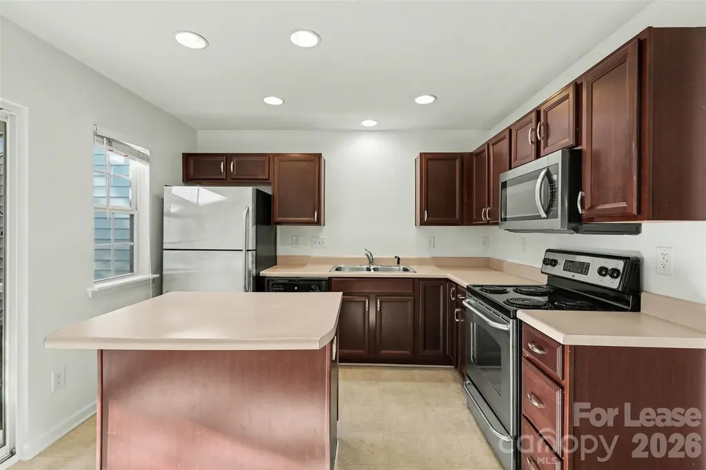 2515 Brackley Place NW Concord NC 28027