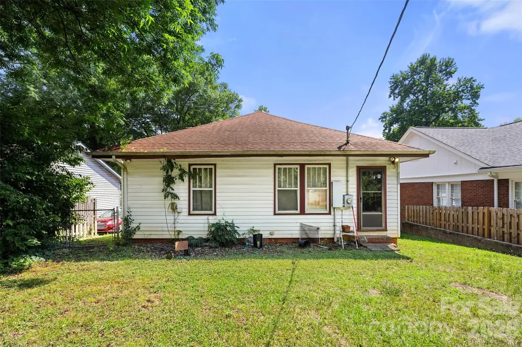 408 W Kingston Avenue Charlotte NC 28203