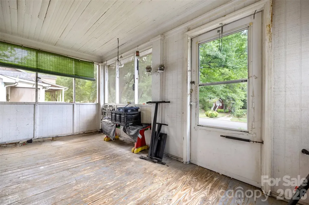 408 W Kingston Avenue Charlotte NC 28203