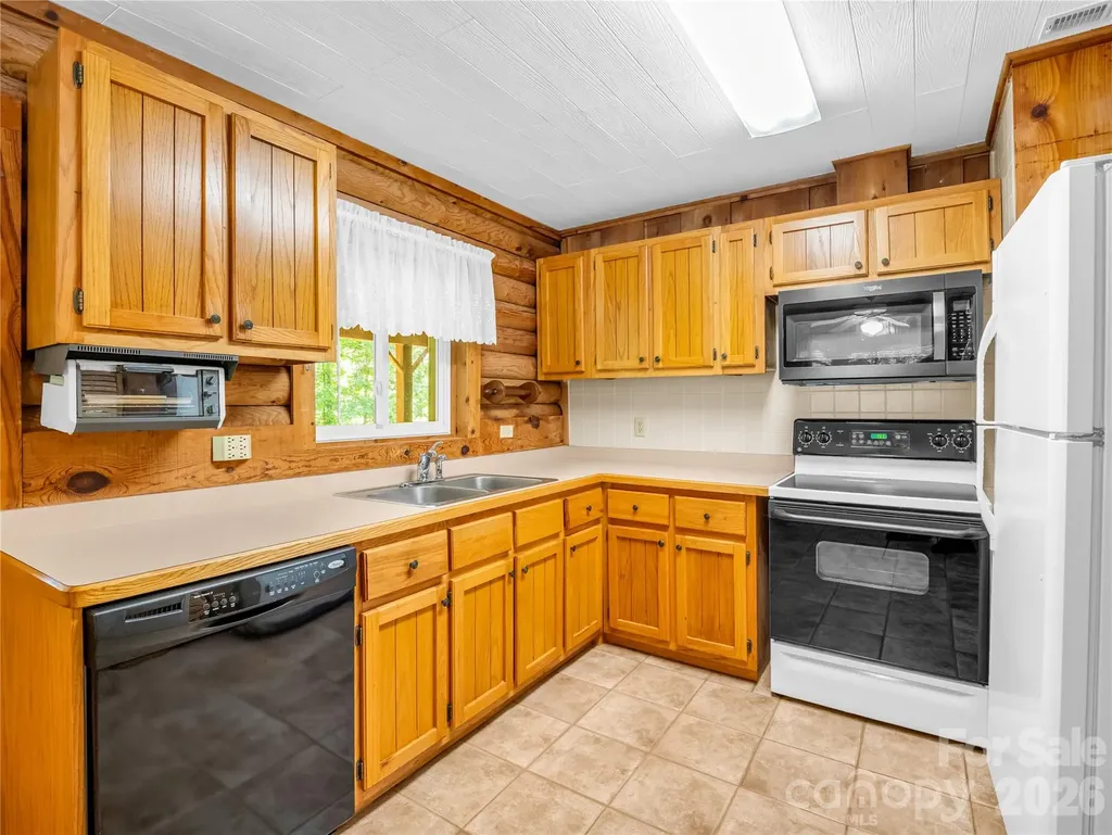 137 Amys Ridge Road Lake Lure NC 28746