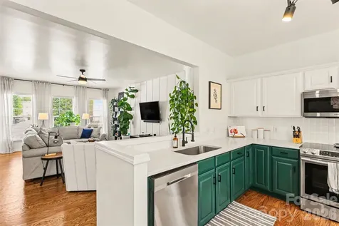 2914 Duvalla Avenue Charlotte NC 28209