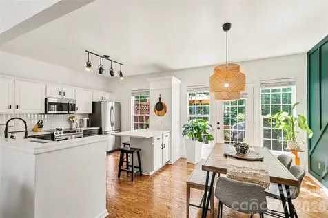 2914 Duvalla Avenue Charlotte NC 28209