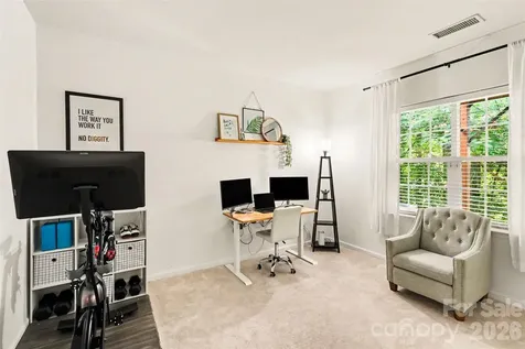 2914 Duvalla Avenue Charlotte NC 28209
