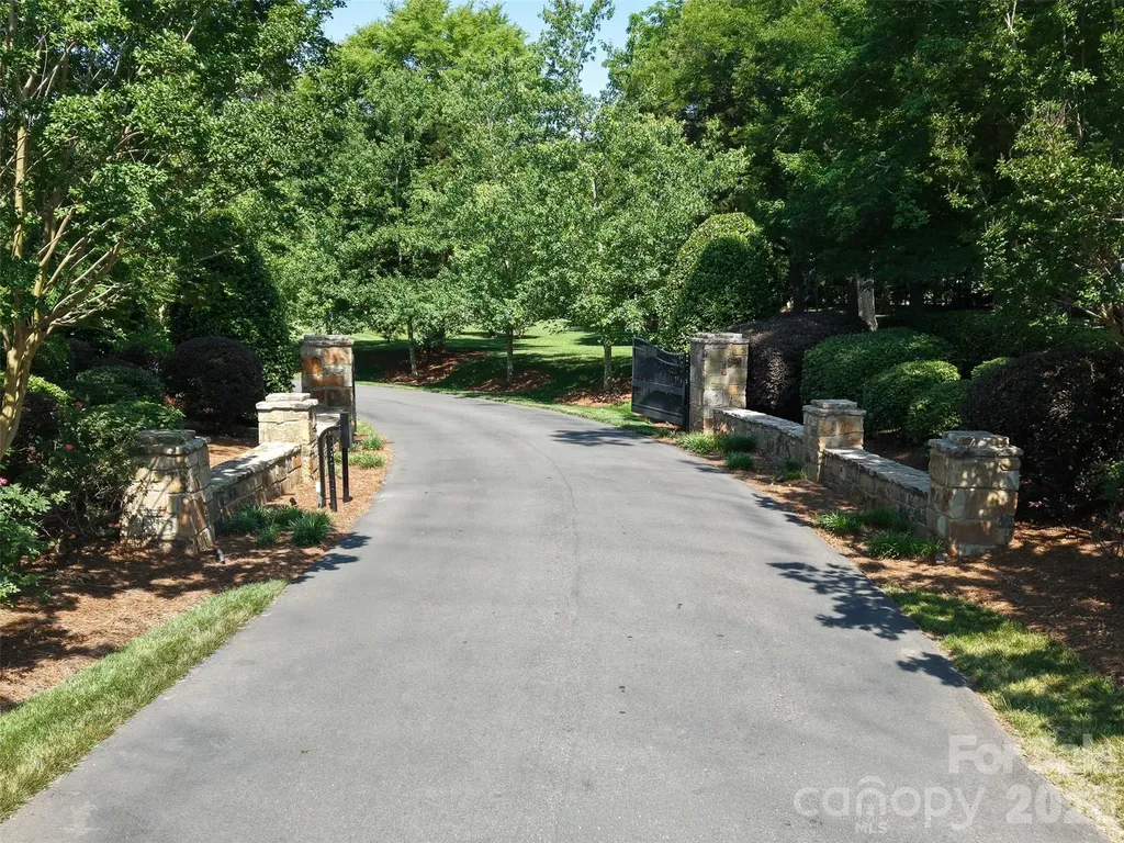 8611 Kerns Meadow Lane Huntersville NC 28078
