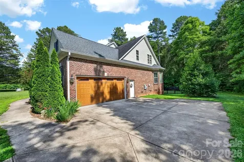 8611 Kerns Meadow Lane Huntersville NC 28078