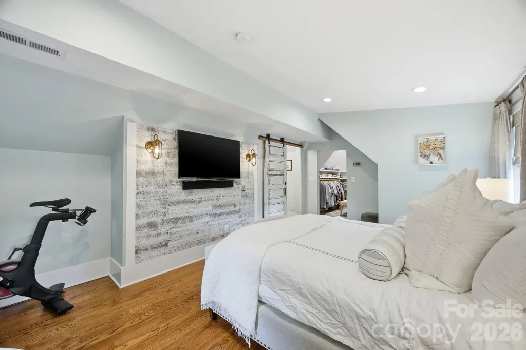 1726 S Mint Street Charlotte NC 28203