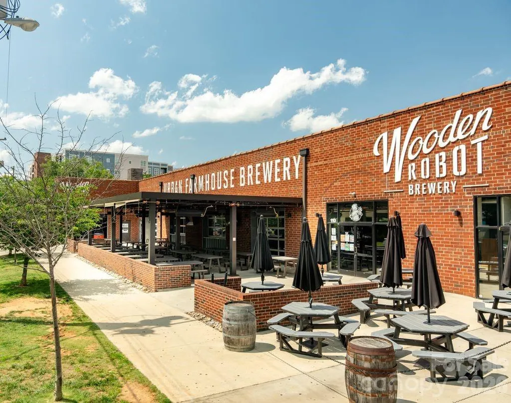 1726 S Mint Street Charlotte NC 28203