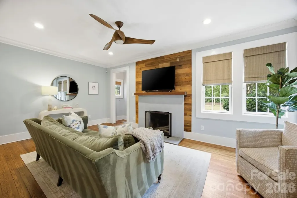 1726 S Mint Street Charlotte NC 28203