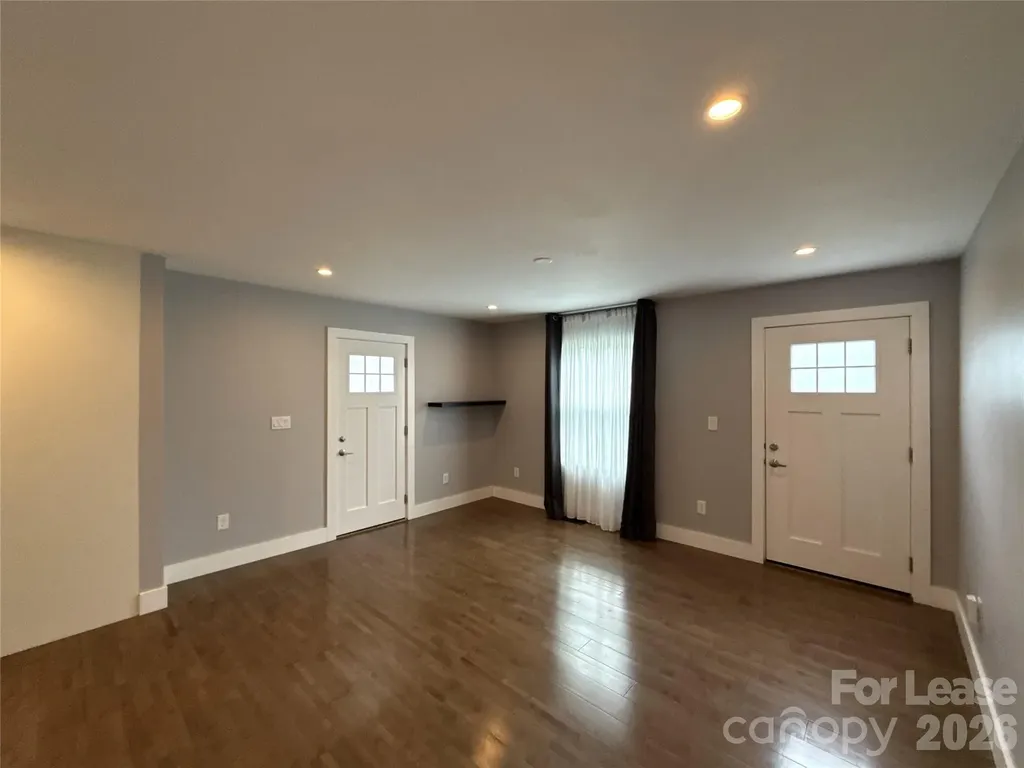 300 E Peterson Drive Charlotte NC 28217