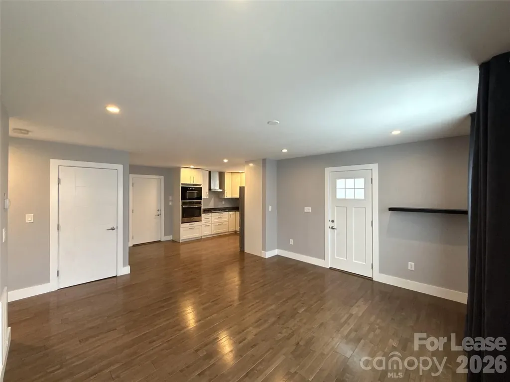 300 E Peterson Drive Charlotte NC 28217