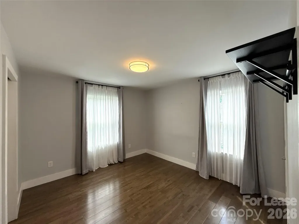 300 E Peterson Drive Charlotte NC 28217