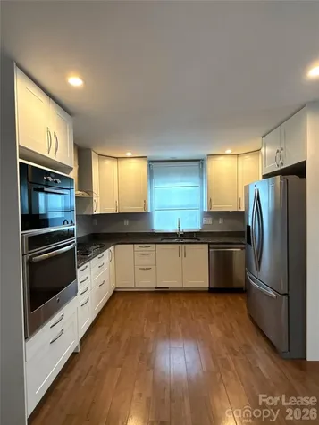 300 E Peterson Drive Charlotte NC 28217