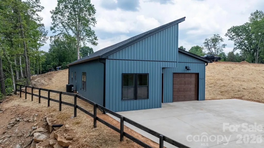 909 Overlook Drive SW Lenoir NC 28645