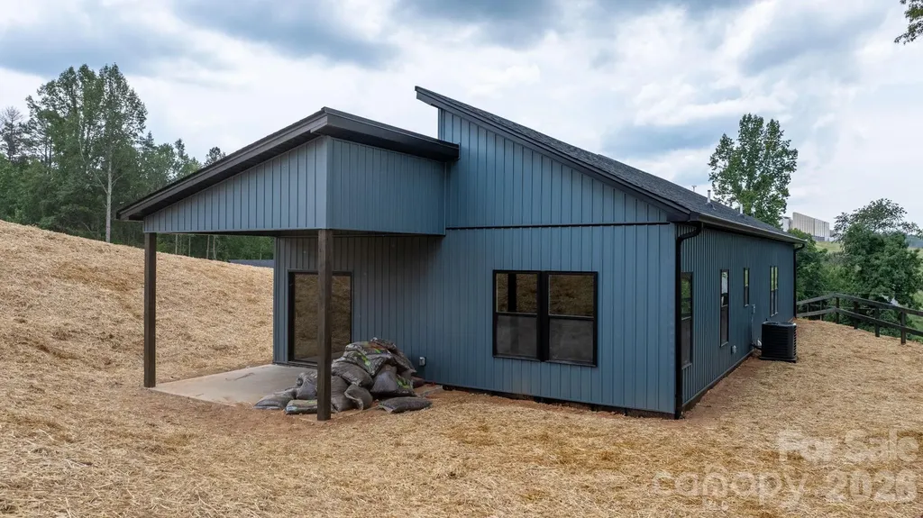909 Overlook Drive SW Lenoir NC 28645