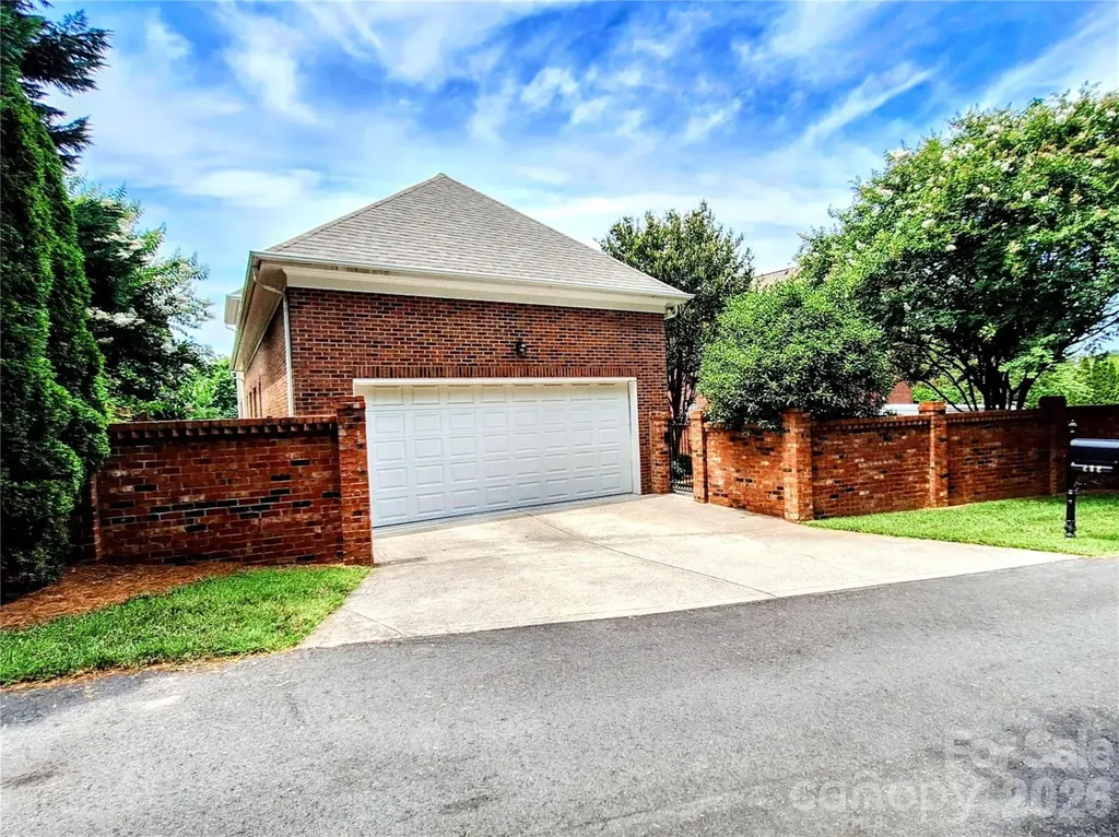 232 Hawthorne Park Avenue Belmont NC 28012