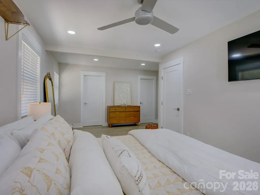 3423 Sudbury Road Charlotte NC 28205