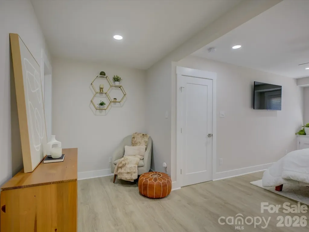 3423 Sudbury Road Charlotte NC 28205